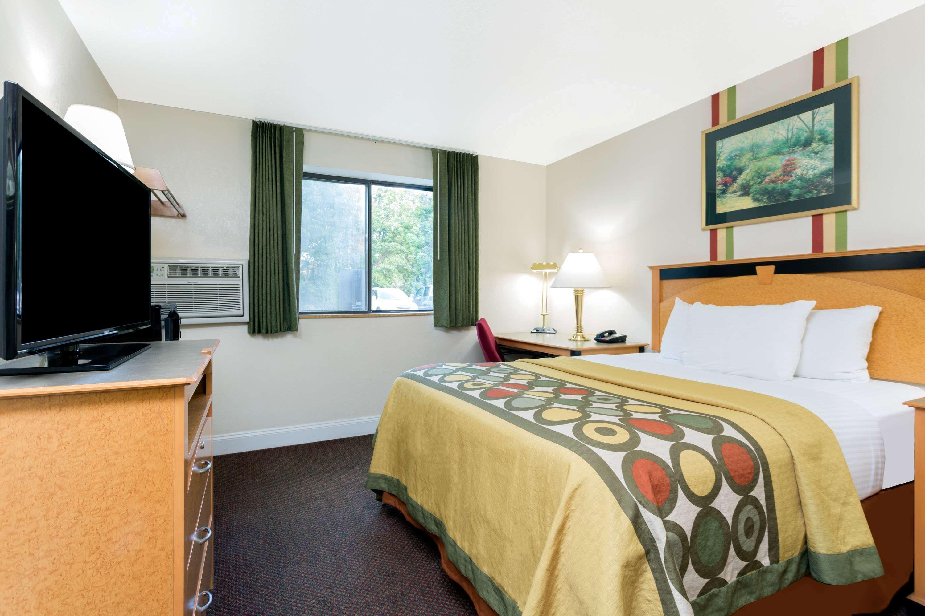 ซูเปอร์ 8 บาย วินด์แฮม แอนเดอร์สัน/เคลมสัน แอเรีย Motel ภายนอก รูปภาพ